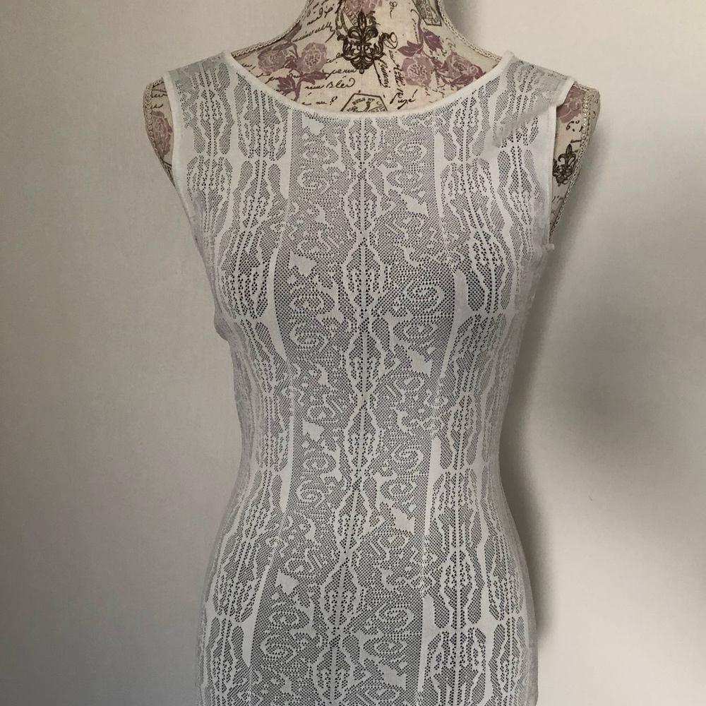 Gorgeous midi trumpet style dress EUC